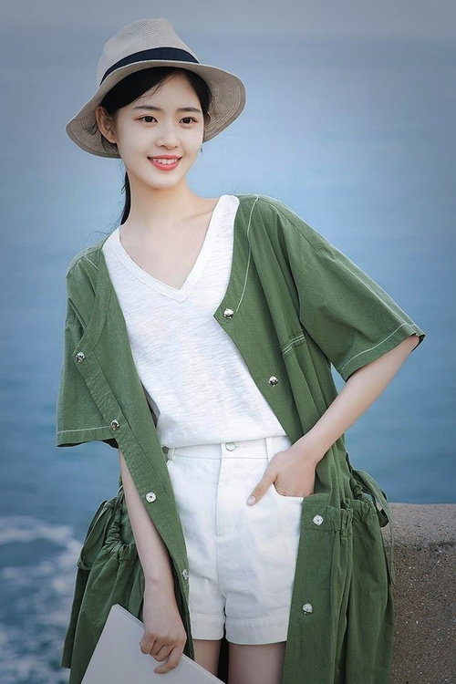 爱游戏电竞官网-英超战局激烈，精彩瞬间和关键扑救不断上演，英超 比赛