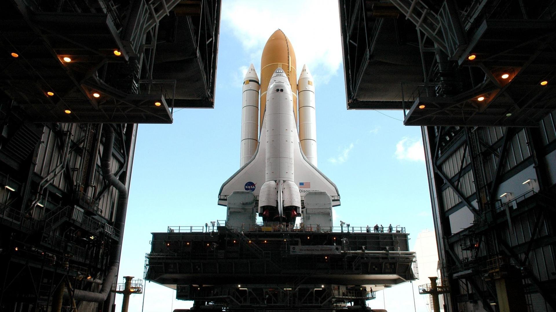 国际比赛中，某支足球队表现出色，打败对手，某国进行足球赛共赛8轮