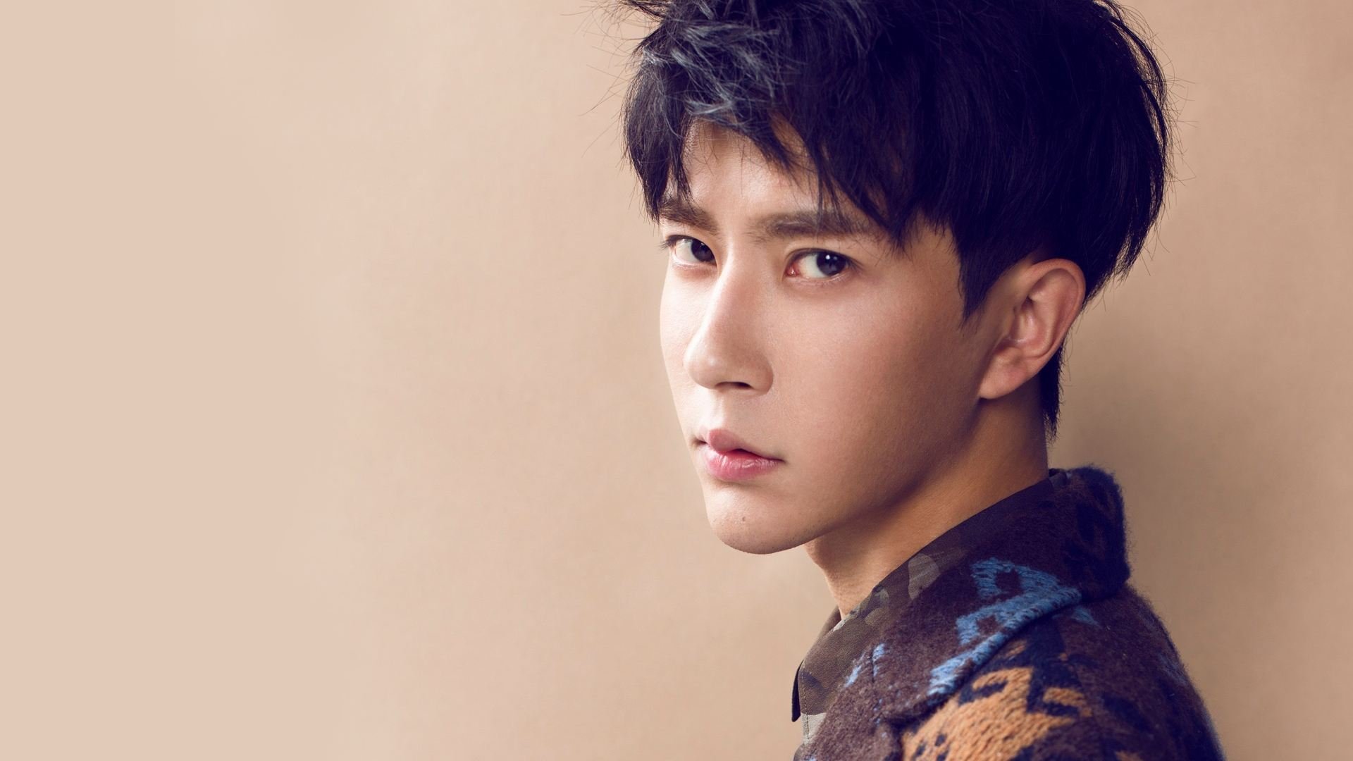 AYX体育官网-五大联赛是否偏好使用反跑制造禁区混乱机会，五大联赛是否偏好使用反跑制造禁区混乱机会的球员