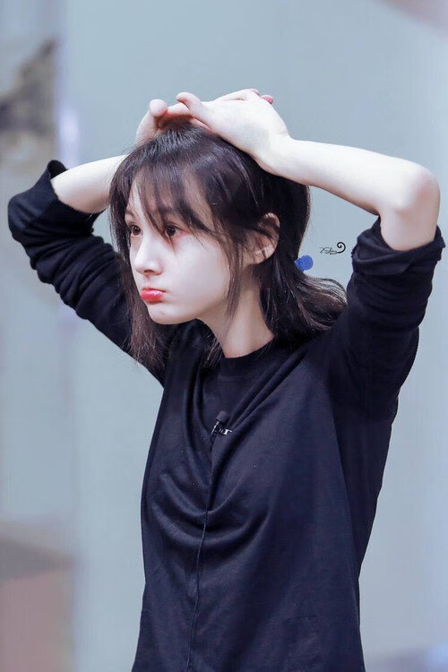 爱游戏体育app-亚洲足球代表队在国际比赛中崭露头角，未来可期，亚洲足球选拔